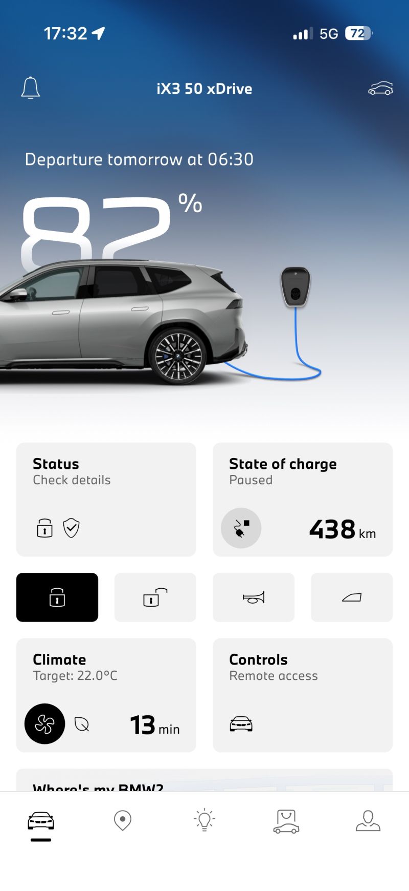 My BMW App showing the live charging status of a BMW iX3